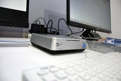 華碩專業(yè)顯示器與迷你電腦 教育領域的技術革新與未來展望